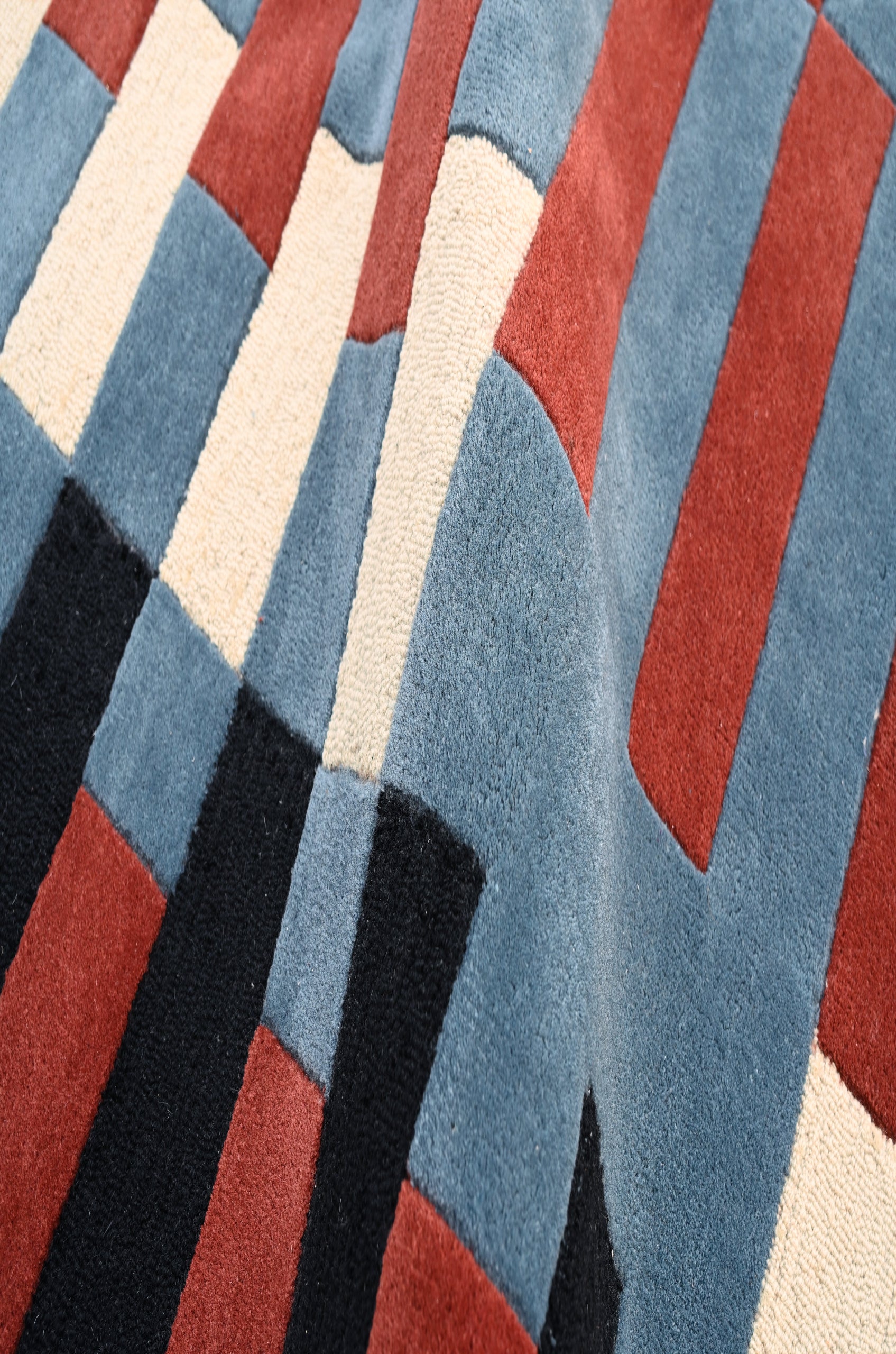 Pathway - Handtufted in Wool by House of Rugs (view 3)